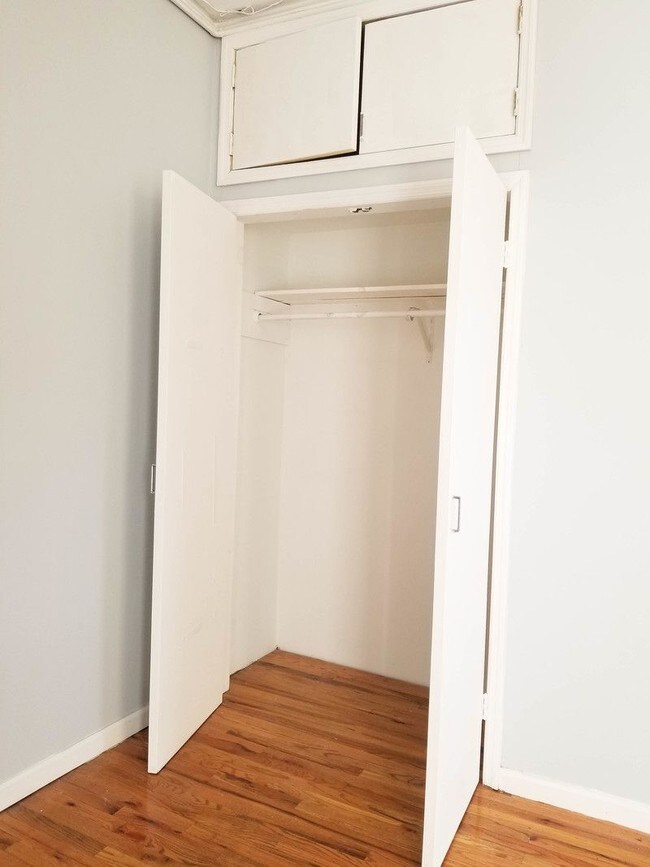 Photo - 1299 Gates Ave Unit 3L