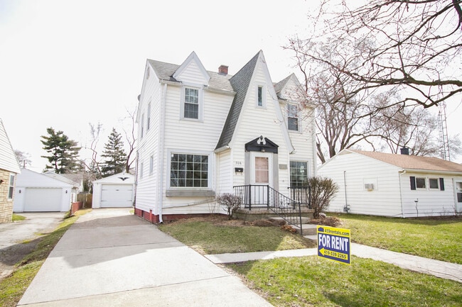 Building Photo - 306 E Northgate Pkwy Rental