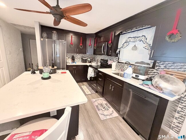 Photo - 16 Ledger St