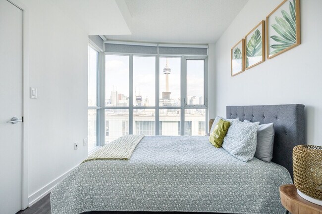 Building Photo - 21 Iceboat Terr Unit SI ID1521460P