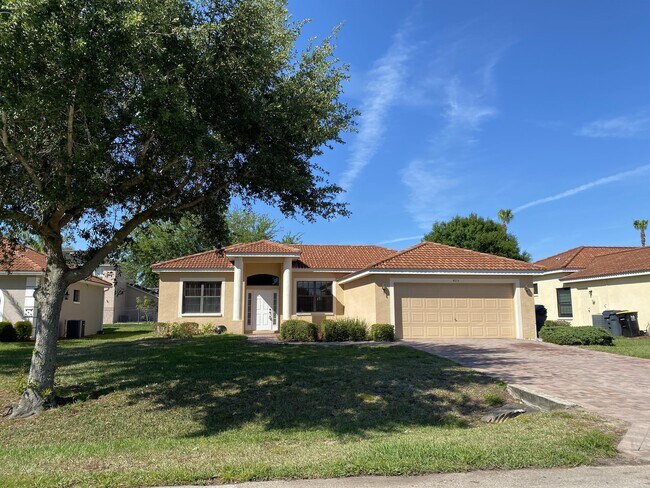 Building Photo - 405 Caraway Dr Rental