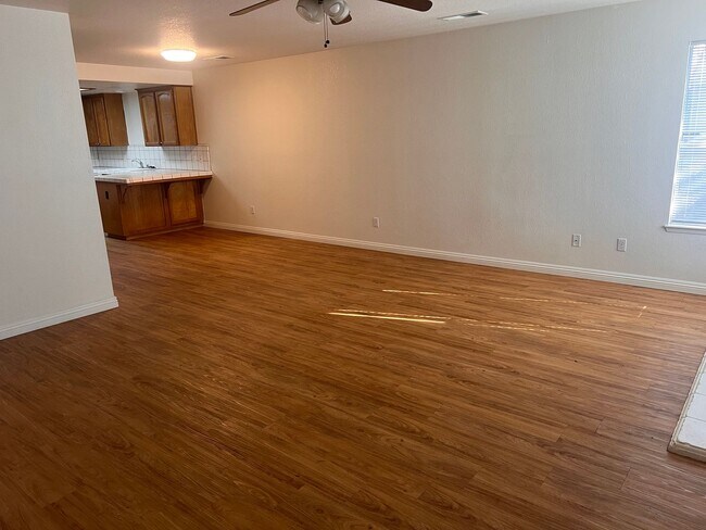 Photo - 3829 Unit 5404