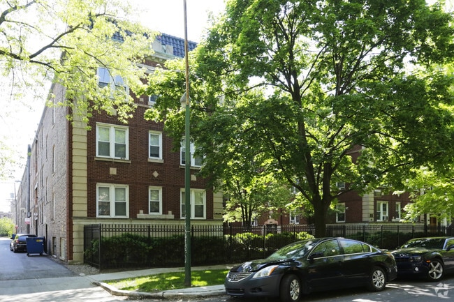 4721 S. Ellis Avenue - 4721 S. Ellis Avenue