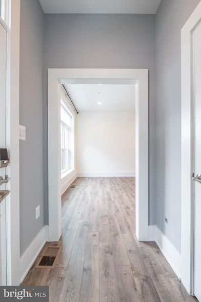 Photo - 11382 Emerald Park Rd