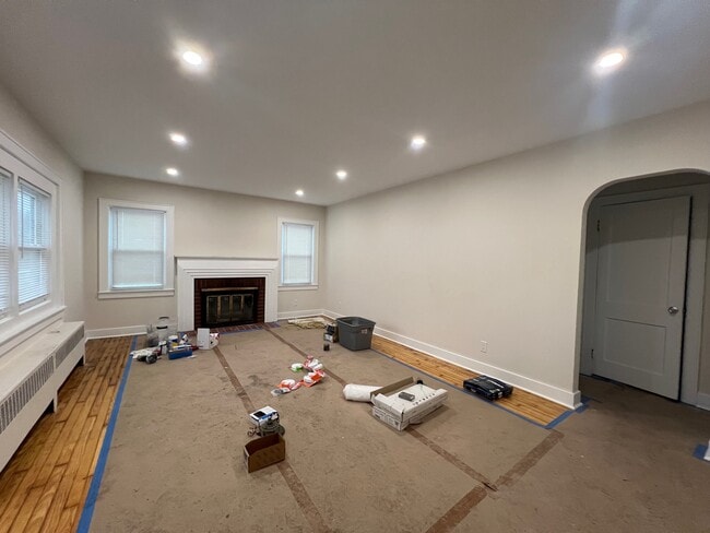 Photo - 481 Albany Shaker Rd