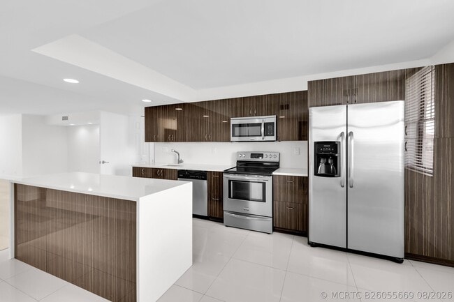 Building Photo - 2768 Carambola Cir S Unit 501
