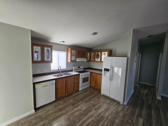 Photo - 725 S 97th Way