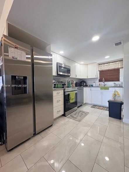 Building Photo - 9375 Fontainebleau Blvd Unit L403