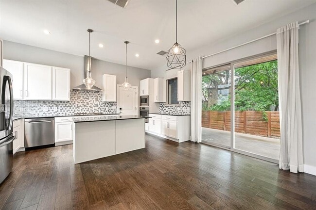 Photo - 2305 E 16th St Unit A