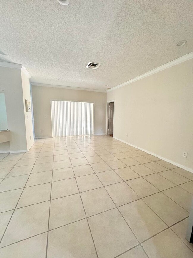 Photo - 10895 Fillmore Dr