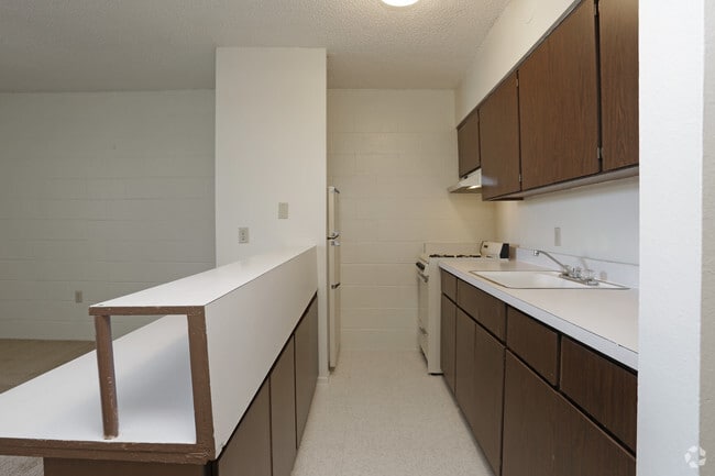 Studio - Knollwood Terrace