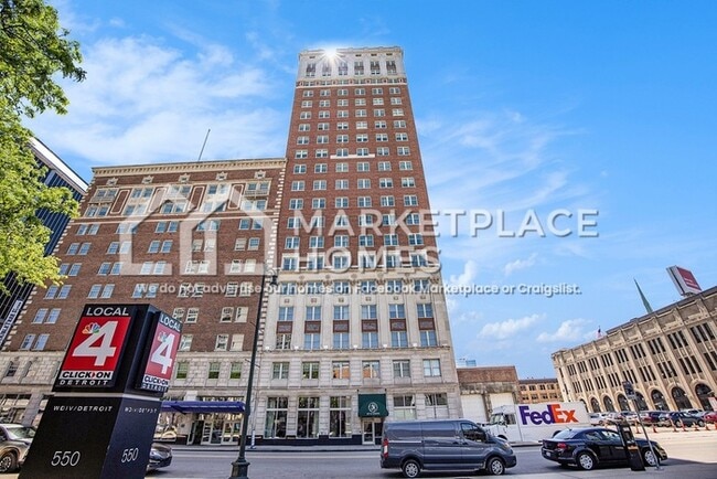 Photo - 525 W Lafayette Blvd Unit 12E
