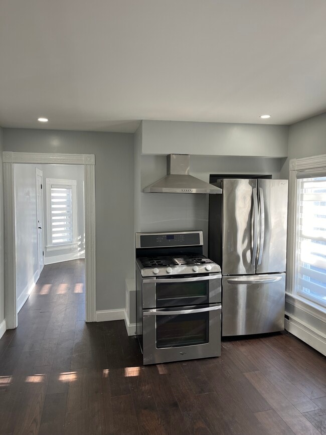 Photo - 114 Tenney St Unit 2