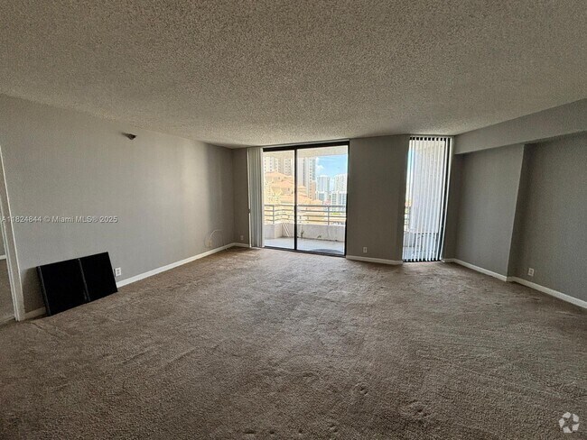 Building Photo - 3300 NE 191st St Unit 1915 Rental