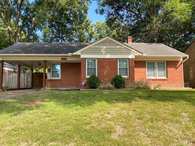 3 bed, 1 bath in Colonial Acres / East Mem... - 3 bed, 1 bath in Colonial Acres / East Mem... House