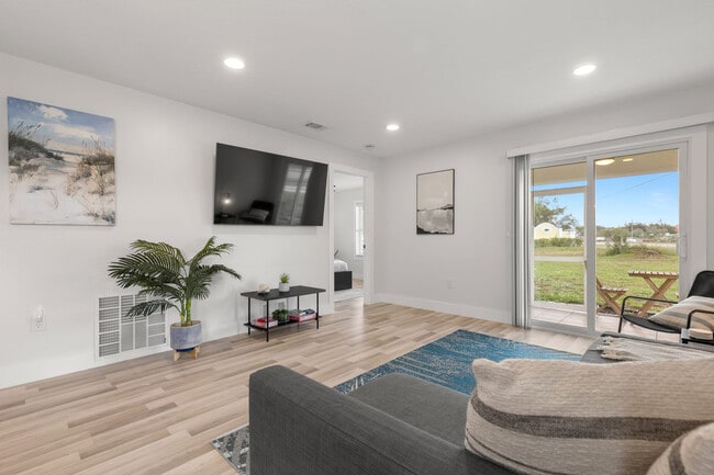 Photo - 6 Bay Acres Ave Unidad ID1228250P