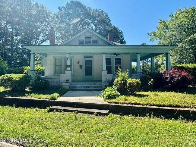 Building Photo - 500 Raleigh Rd Pkwy N Rental