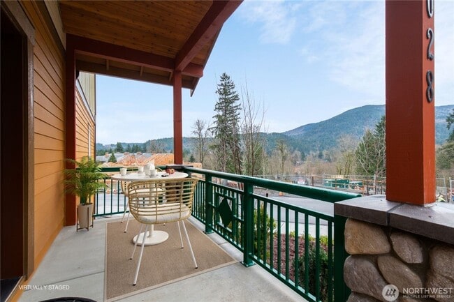 Photo - 1028 Sunrise Pl SW