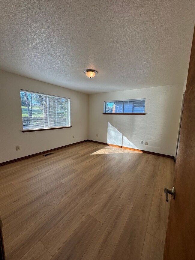 Photo - Beautiful Partial Lake View Home on the Go...