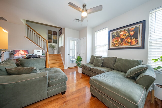 Photo - 35 Brewerytown Ct