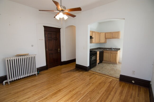 Photo - 2115 3rd Ave