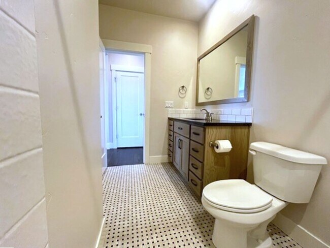 Photo - Charming 4 bed 3 bath home in Kuna just off Meridian Rd and Deer Flat Rd