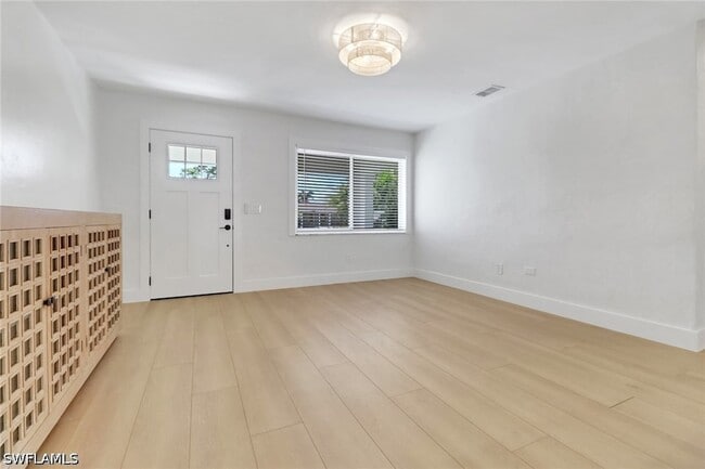 Photo - 4525 Fluvia Ave