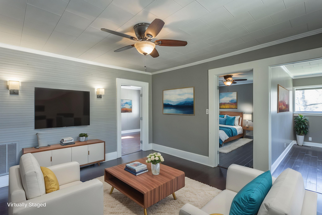 3 Bedroom, 1 Bath home in the heart of Red... - 3 Bedroom, 1 Bath home in the heart of Red...