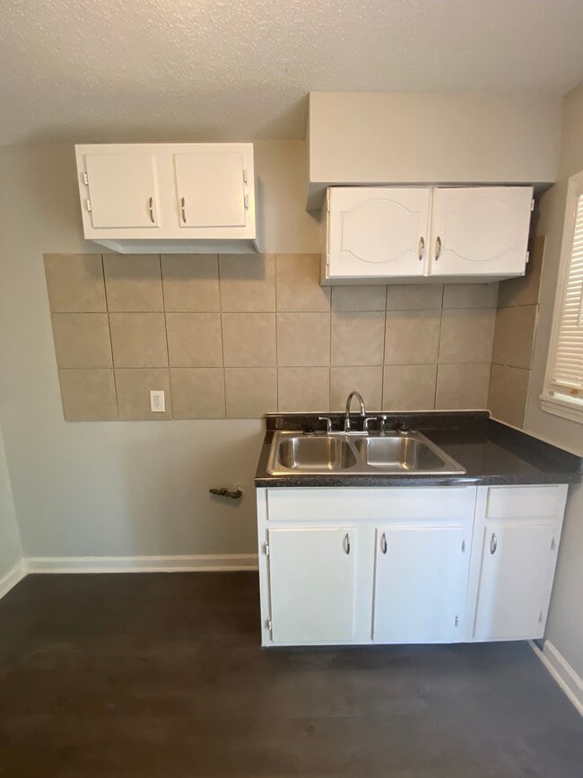 Photo - 1825 Castalia St Unit 5