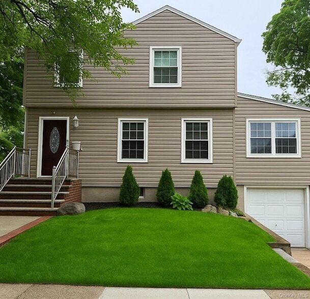 Building Photo - 31 Flower Rd