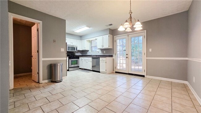 1040 Huntington Trce SE