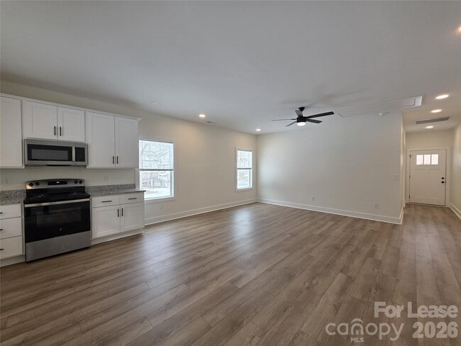 Photo - 126 Heath St