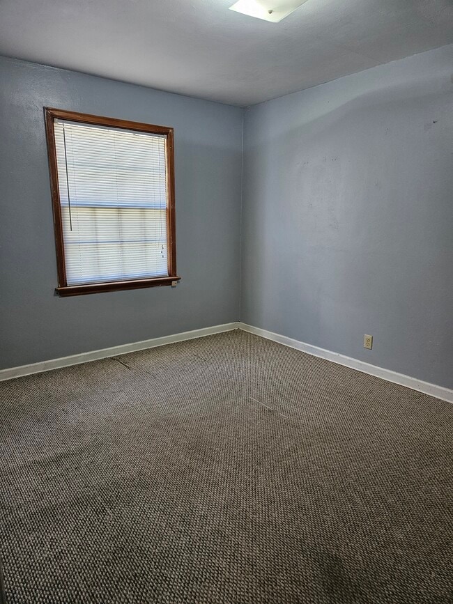 Photo - 5050 Pulliam St Unit 5050