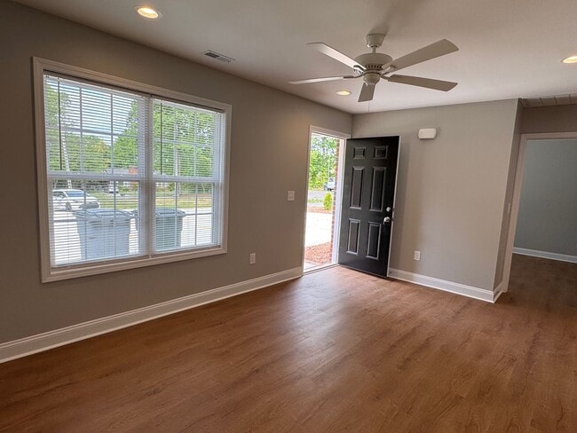 Photo - 2074 Unit 265 HARVELL ST EXT
