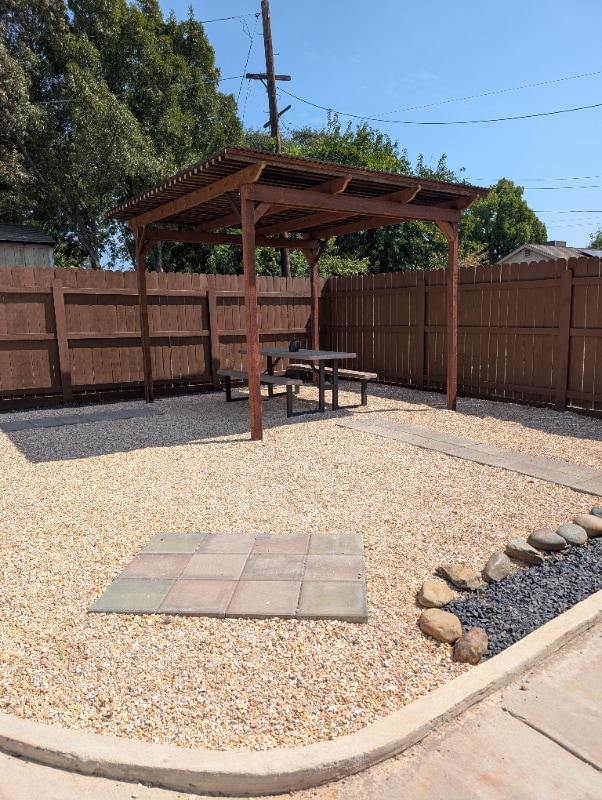 Photo - 3025 Myers St