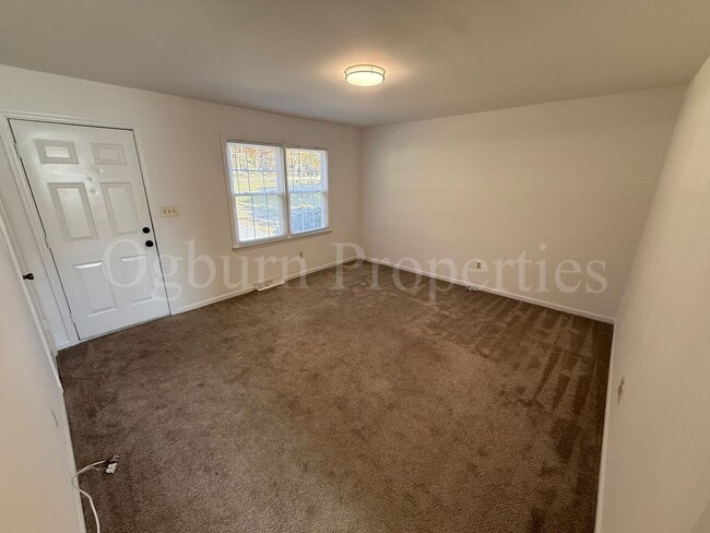 Photo - 1688 Guilford Dr