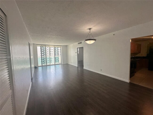 Photo - 3000 S Ocean Dr Unit 922