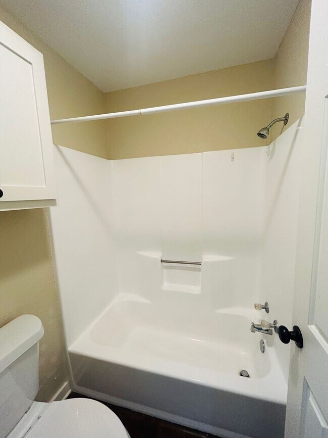 Photo - 2 Bedroom Baylor Gem