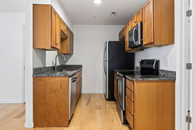 Photo - 2005 Central St NW Unit 1