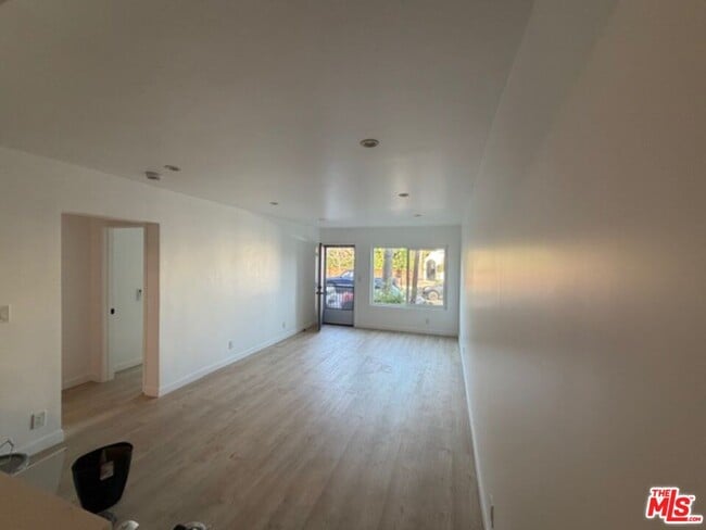 Photo - 2106 Pisani Pl