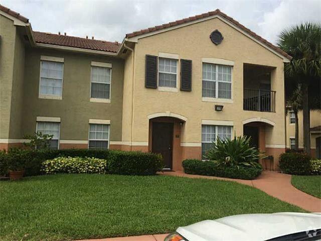 Building Photo - 10282 Fox Trail Rd S Unit 211 Rental