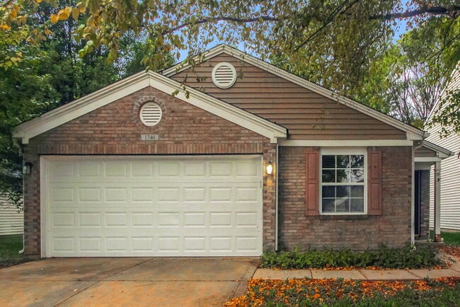 Building Photo - 1740 Feather Reed Ln