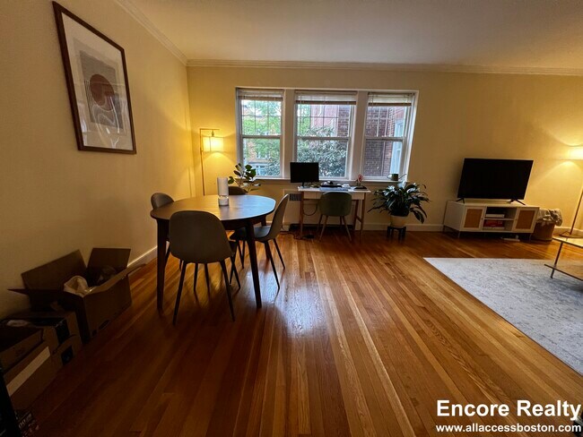 Photo - 22 Fairbanks St Unidad 1