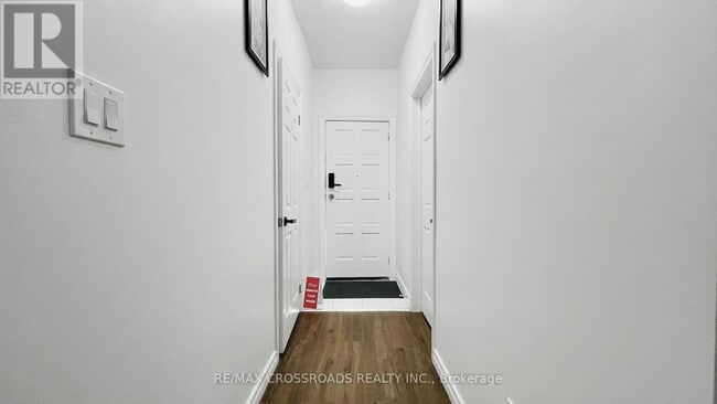 Photo - 278 Shuter St