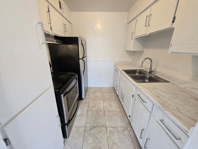 Photo - 6611 Southpoint St Unidad 128