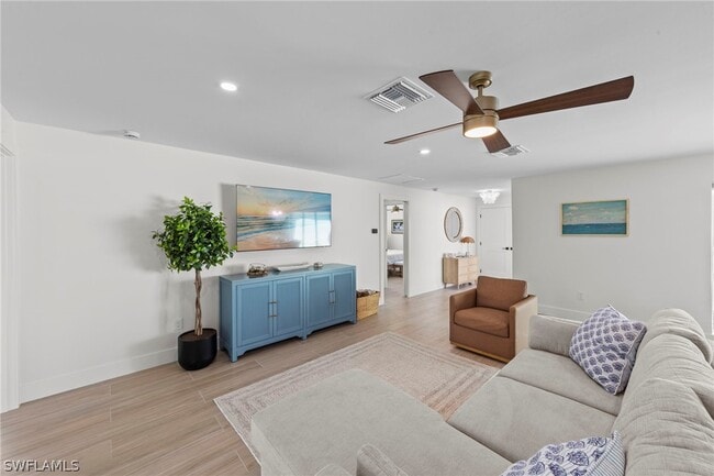 Photo - 548 Boulder Dr