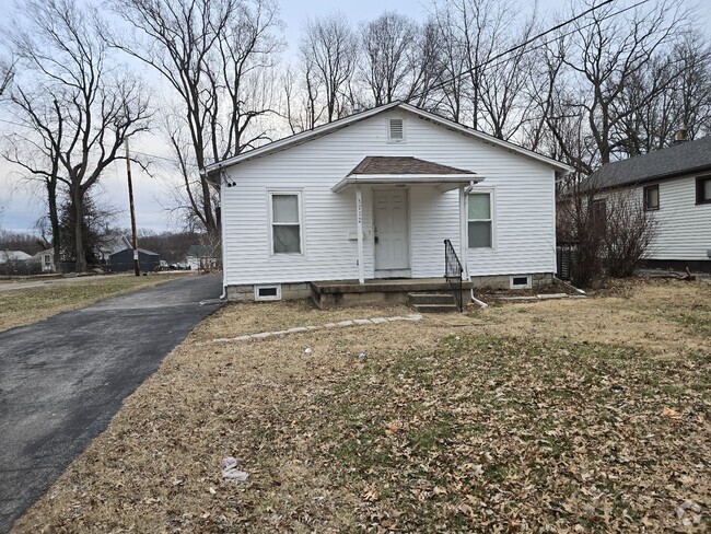 Building Photo - 3712 Calvert Ave Rental