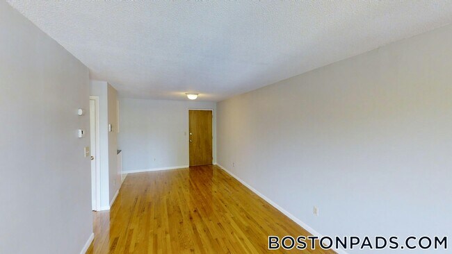 Photo - 14 Murdock St Unit 1-3