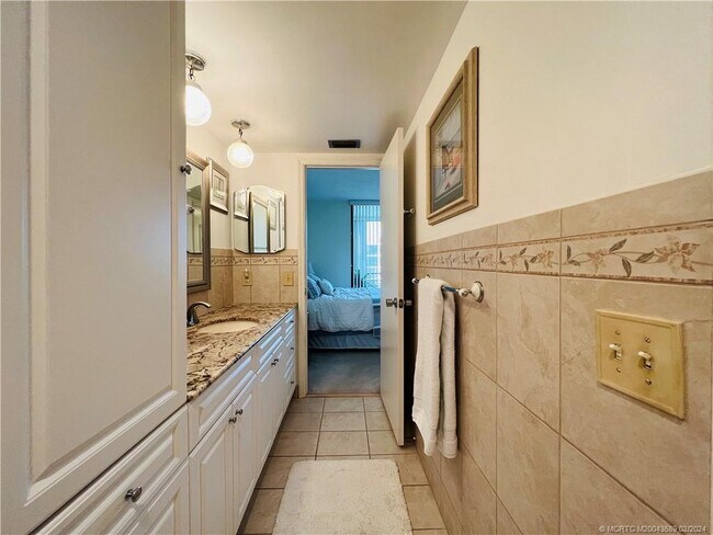 Photo - 3442 NE Causeway Blvd Unidad 302