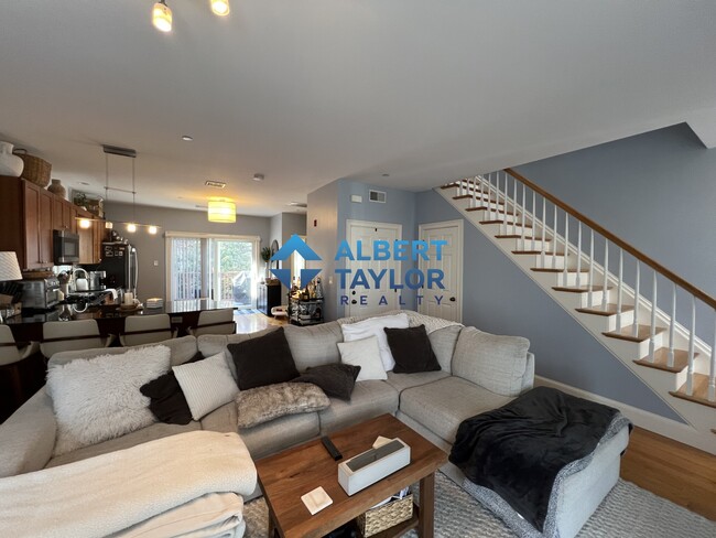 Photo - 111 Pleasant St